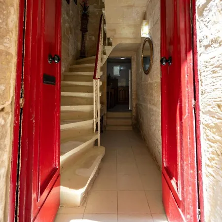 1br Townhouse Escape * Valletta