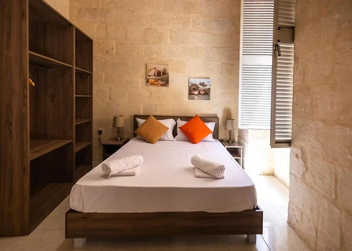 1br Townhouse Escape